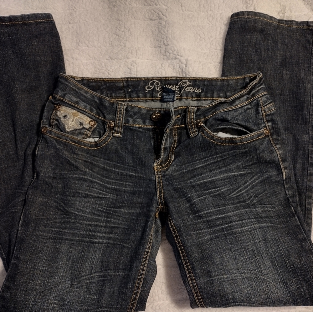 Woman's jeans - Picture 2 of 3